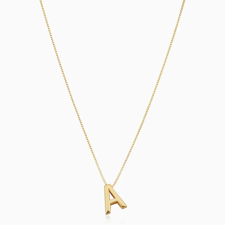 Elegant Guld Initial Halsband med Kärleksbrev