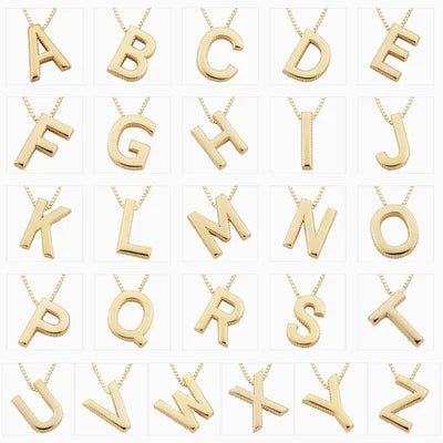Elegant Guld Initial Halsband med Kärleksbrev