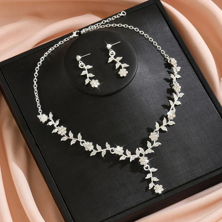 Modig Blomma Smyckeset: Halsband och Örhängen