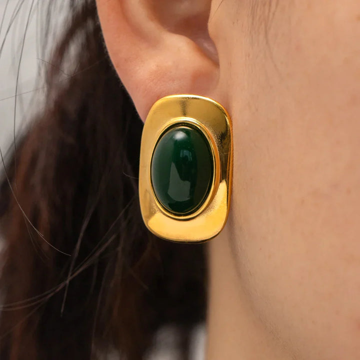 Vintage 18K Guldpläterade Ovala Örhängen med Gröna Opaler