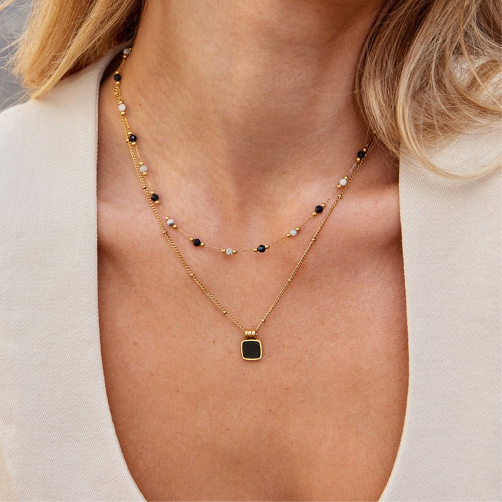 Sten Halsband med Lagerdesign